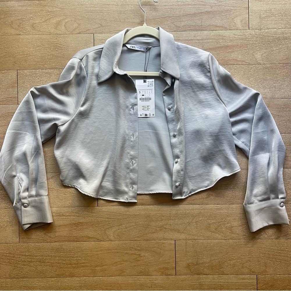 Zara Gray Button-Up Shirt